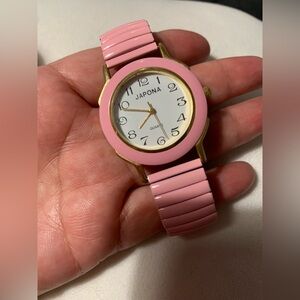Japona Pink Quartz Wearable Watch